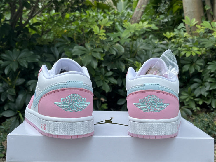 NIKE AIR JORDAN 1 LOW ROSE